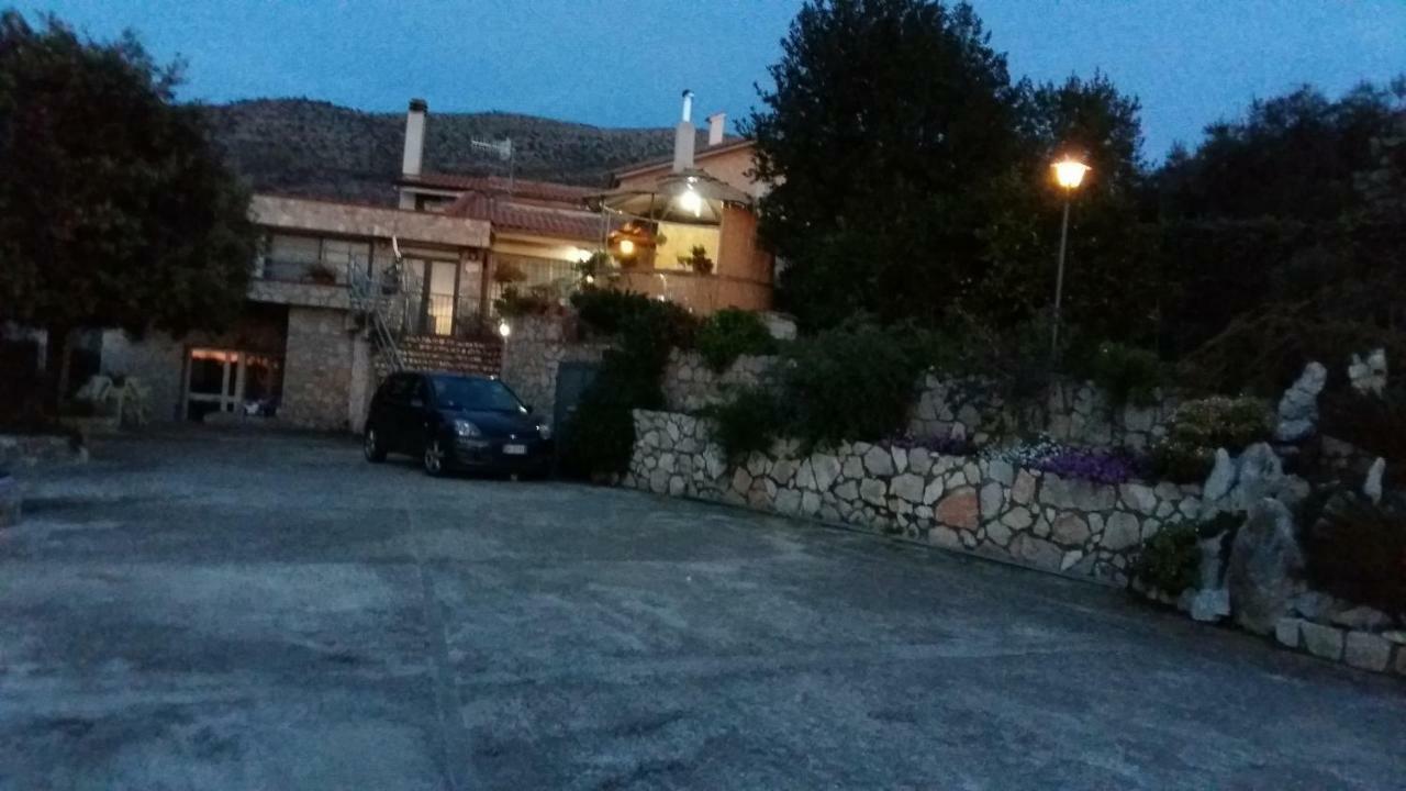 B&B La Vecchia Scuola Sonnino エクステリア 写真
